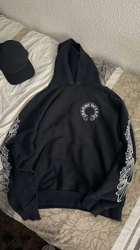 Maglione con cappuccio cromato