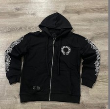 felpa con cappuccio cuori